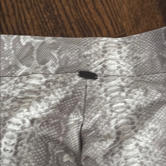 Koral Gray Patterned Leggings - Picture 10 of 12